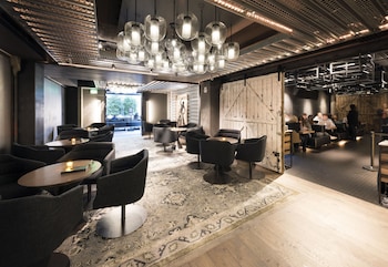 Breakfast and dinner served at Hotel Zelos San Francisco