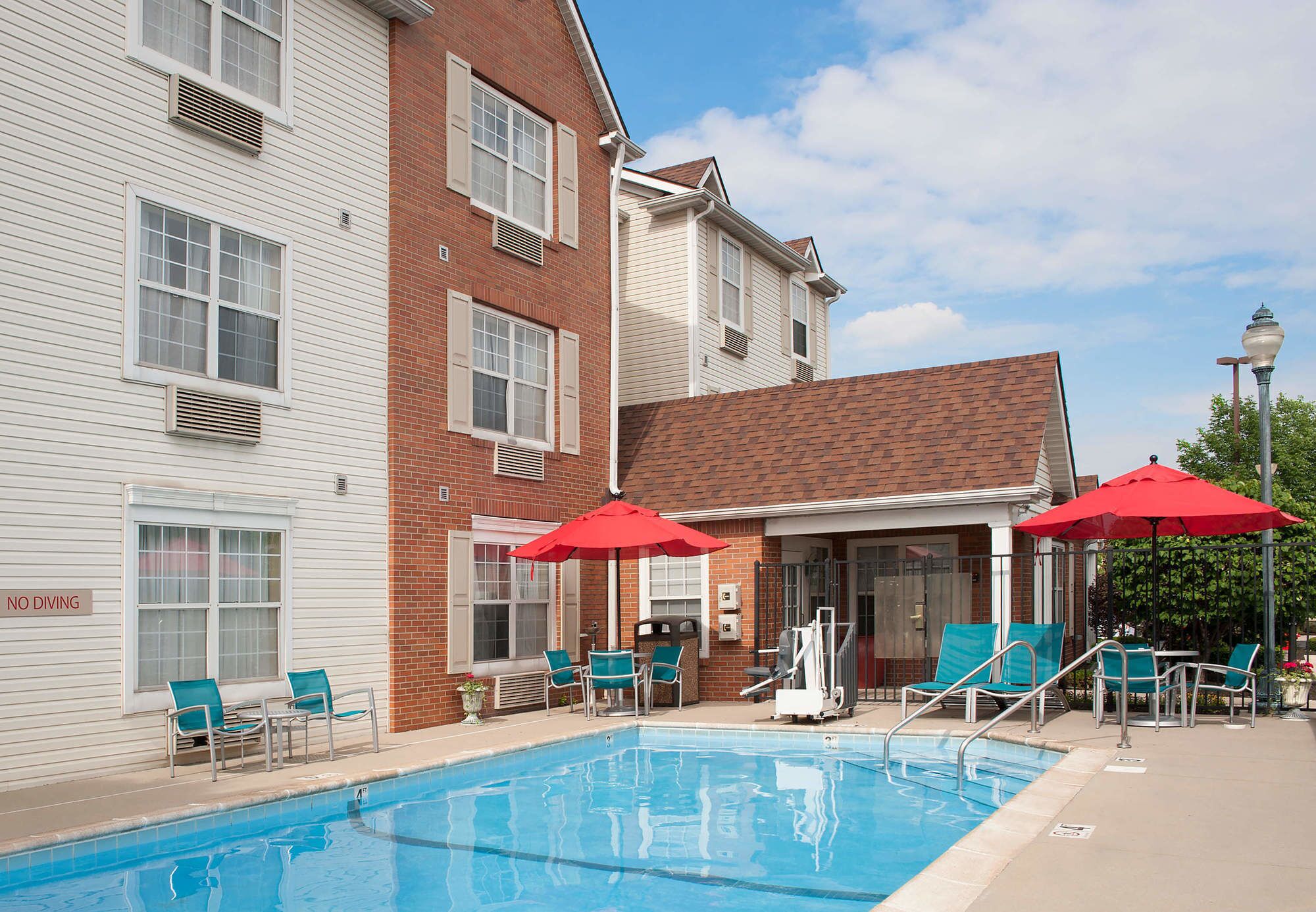 Outdoor pool, open 9:00 AM to 11:00 PM, pool umbrellas, sun loungers