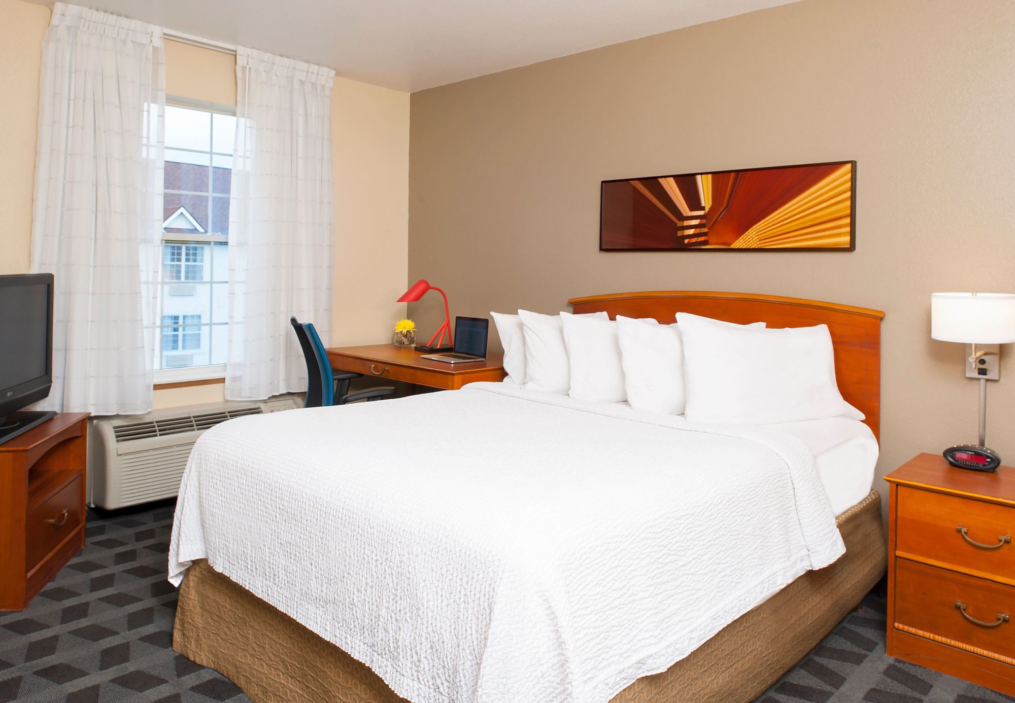 Desk, laptop workspace, soundproofing, iron/ironing board