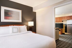 Suite, 2 Bedrooms, Non Smoking | Premium bedding, pillowtop beds, in-room safe, desk