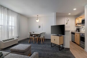 Smart TV, Netflix, películas con cargo