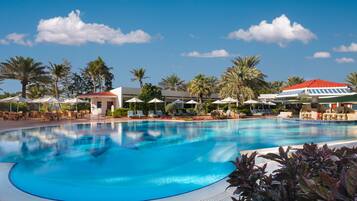 Outdoor pool, pool umbrellas