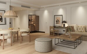 Suite (del Mar) | Minibar, desk, iron/ironing board, free WiFi