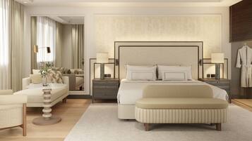 Suite (del Mar) | Minibar, desk, iron/ironing board, free WiFi