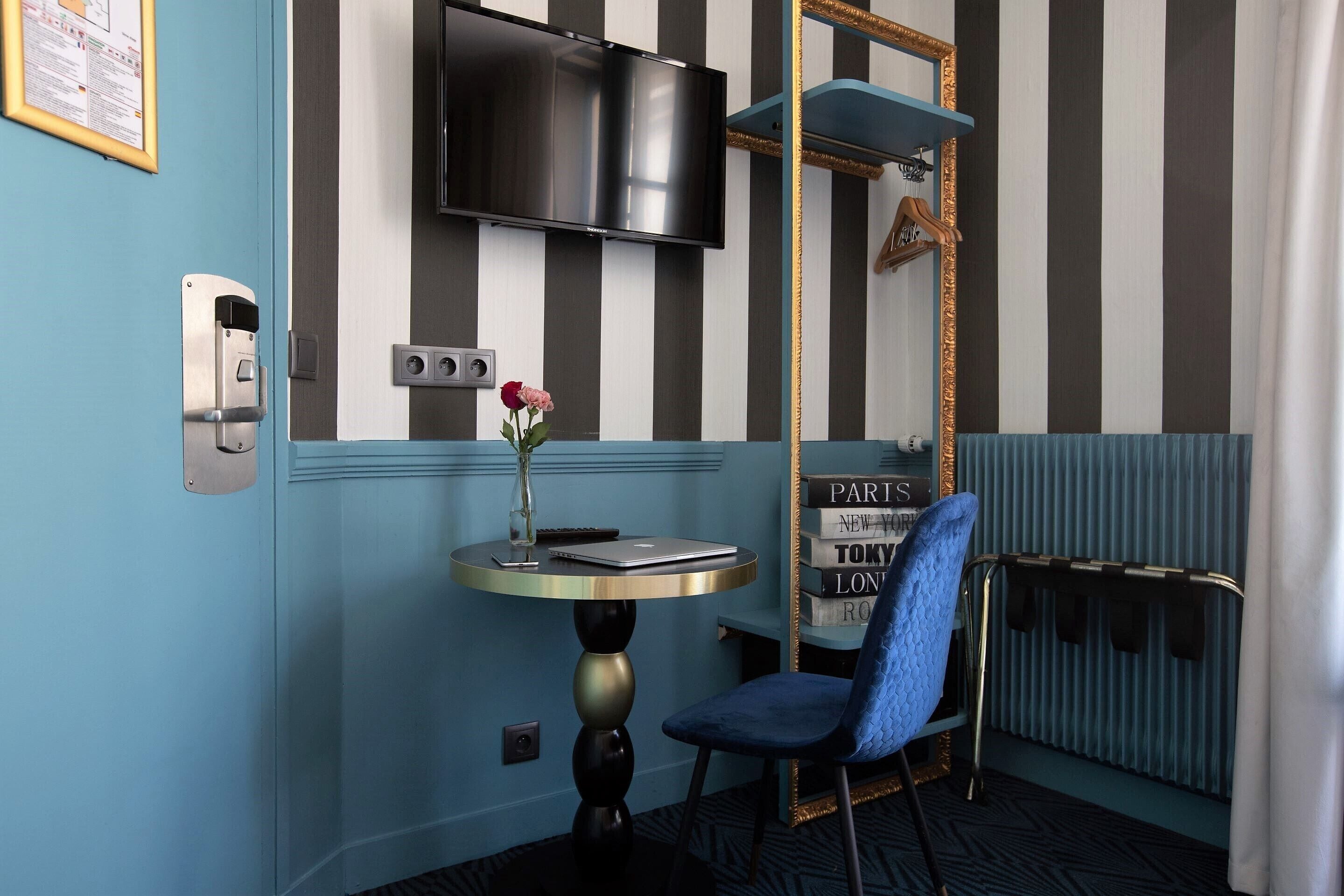 Chambre Double ou Lits Jumeaux | Literie de qualité supérieure, coffres-forts dans les chambres, bureau