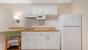 Studio, 2 Queen Beds, Non Smoking | Private kitchen | Full-size fridge, microwave, stovetop, coffee/tea maker