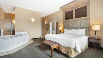 Suite, 1 cama de matrimonio grande, no fumadores, bañera de hidromasaje (with Sofabed) | Escritorio y espacio para trabajar con un portátil