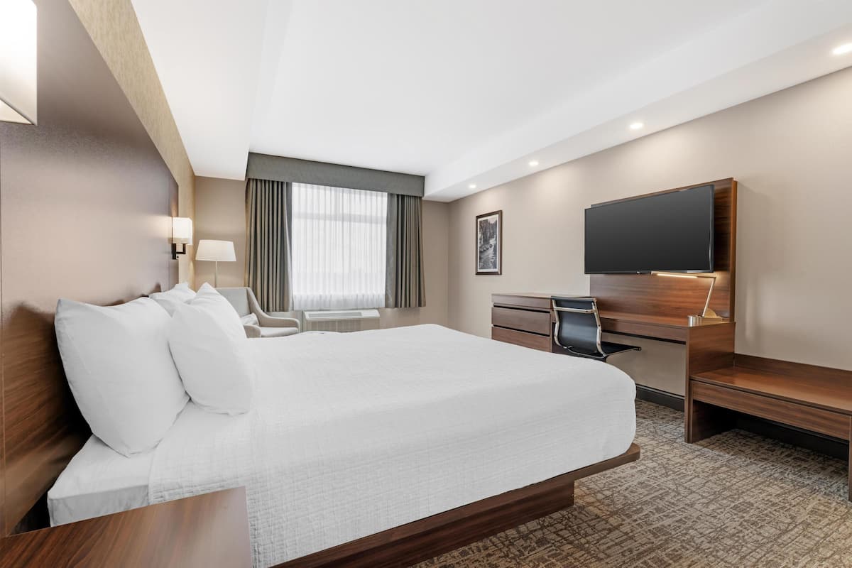 Escritorio y espacio para trabajar con laptop