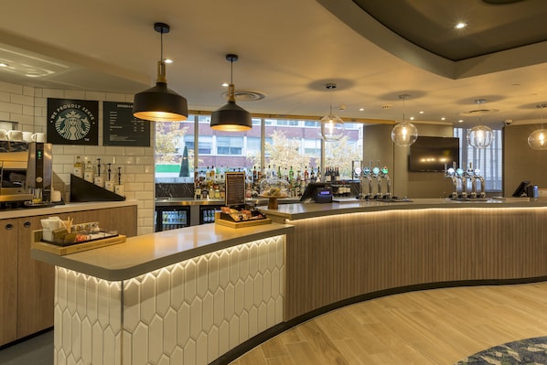 Bar (on property) - Holiday Inn London - Regent's Park by IHG (London)