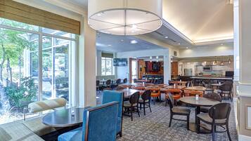 Cooked-to-order breakfast on weekends (USD 15.00 per person)