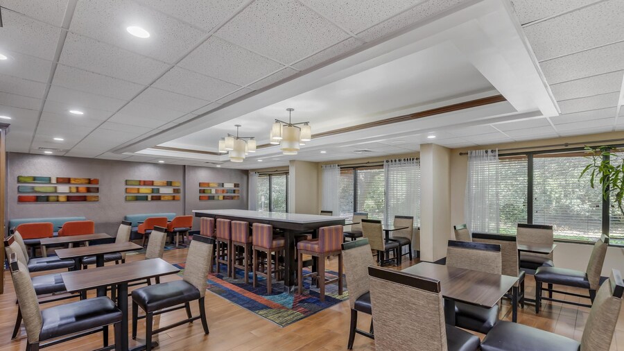 Best Western Plus Lexington Inn