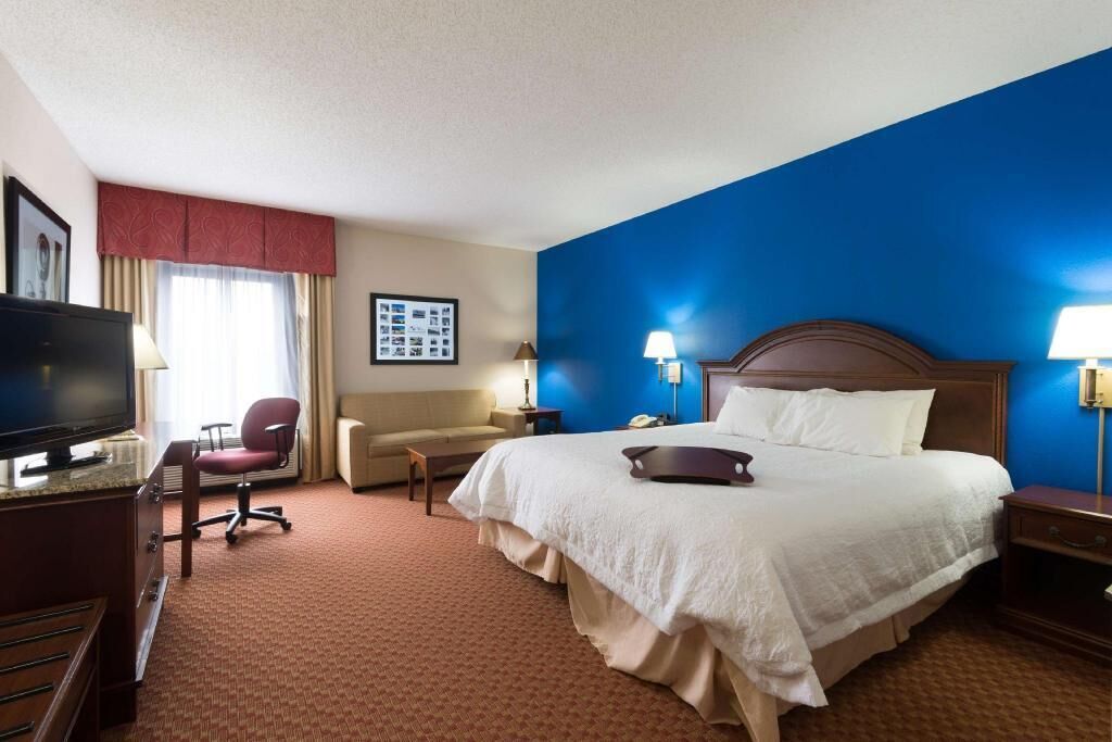 In-room safe, desk, iron/ironing board, free cribs/infant beds