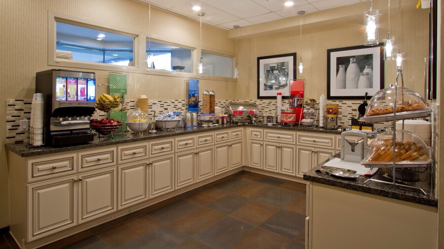 Hampton Inn by Hilton Vancouver-Airport/Richmond