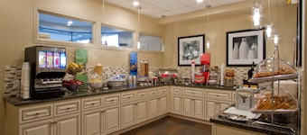Hampton Inn by Hilton Vancouver-Airport/Richmond