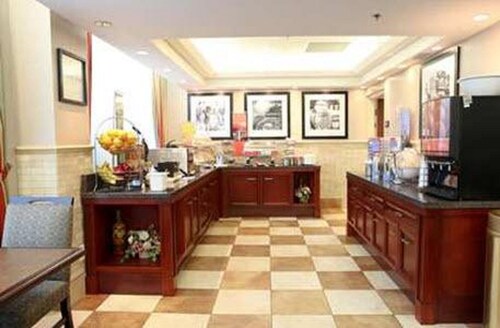 Country Inn & Suites by Radisson, Toronto Mississauga, ON