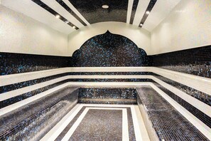 Couples treatment rooms, sauna, steam room, body treatments - Hyatt Regency Baku (Baku)