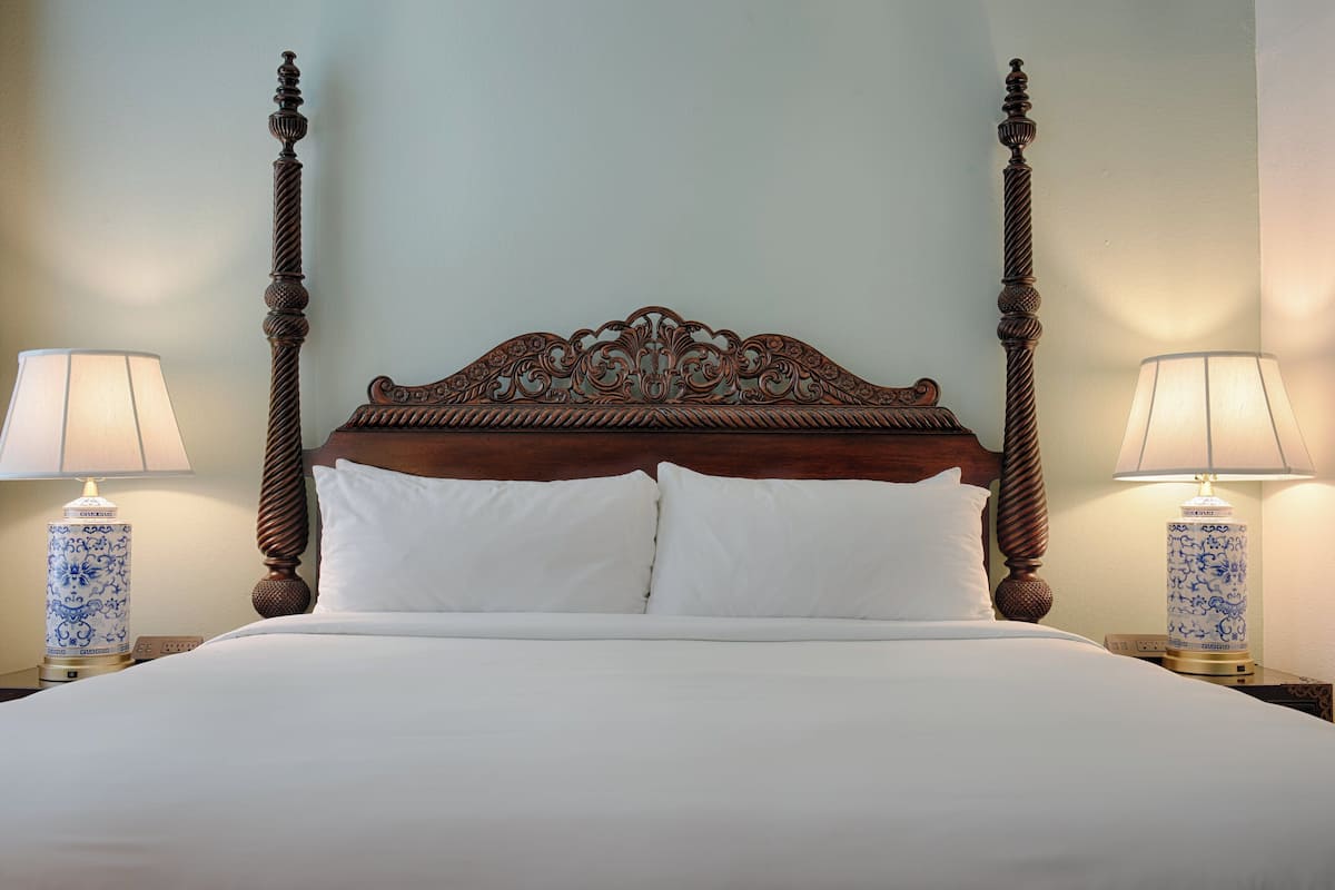 1 bedroom, premium bedding, pillow-top beds, in-room safe