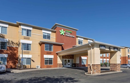 Exterior. Extended Stay America Suites Norwalk Stamford