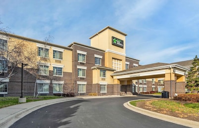 Extended Stay America Select Suites Chicago Lombard Oakbrook