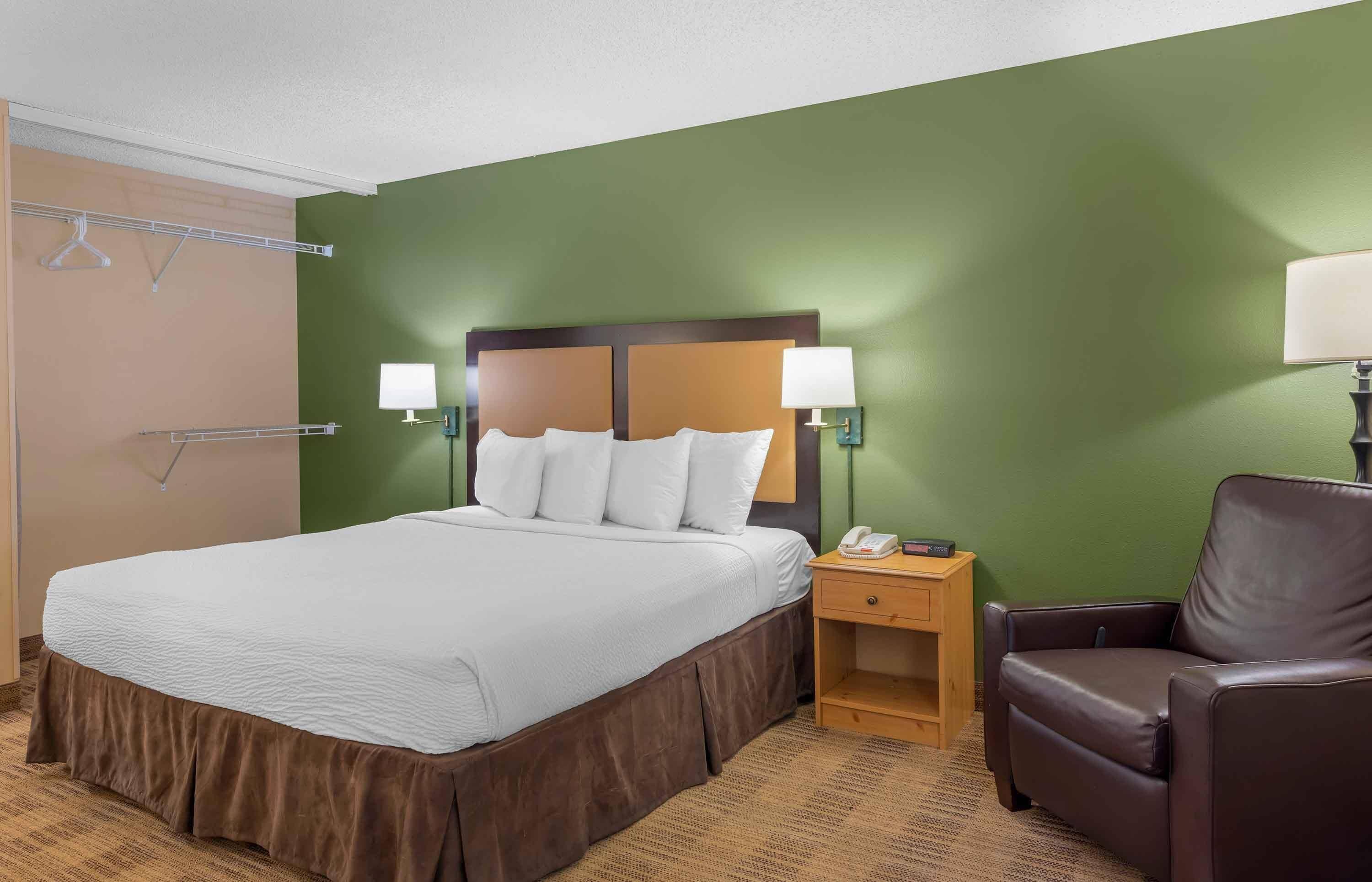 Photo - Extended Stay America Select Suites Chicago Lombard Oakbrook