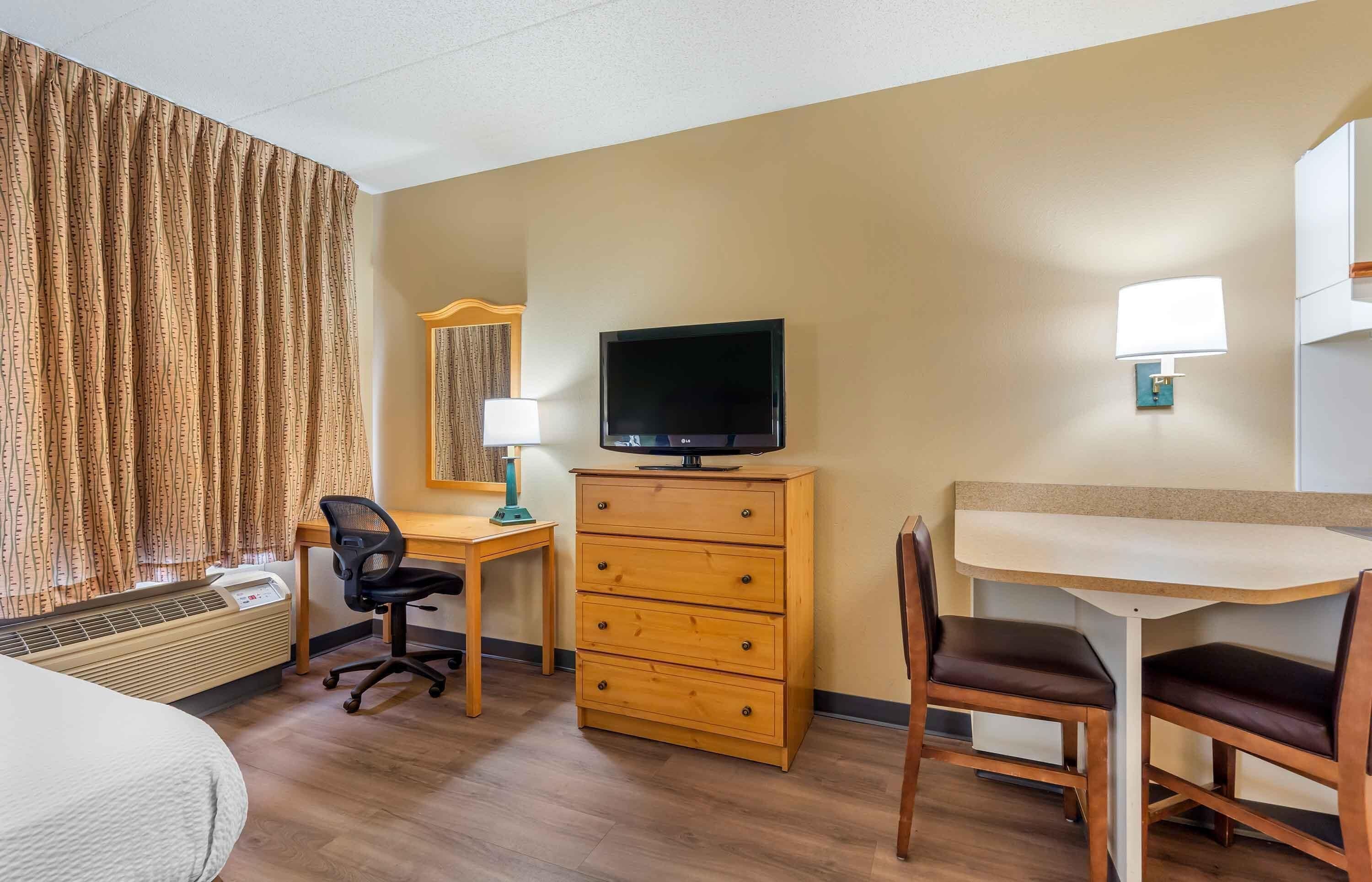 Photo - Extended Stay America Select Suites Chicago Lombard Oakbrook
