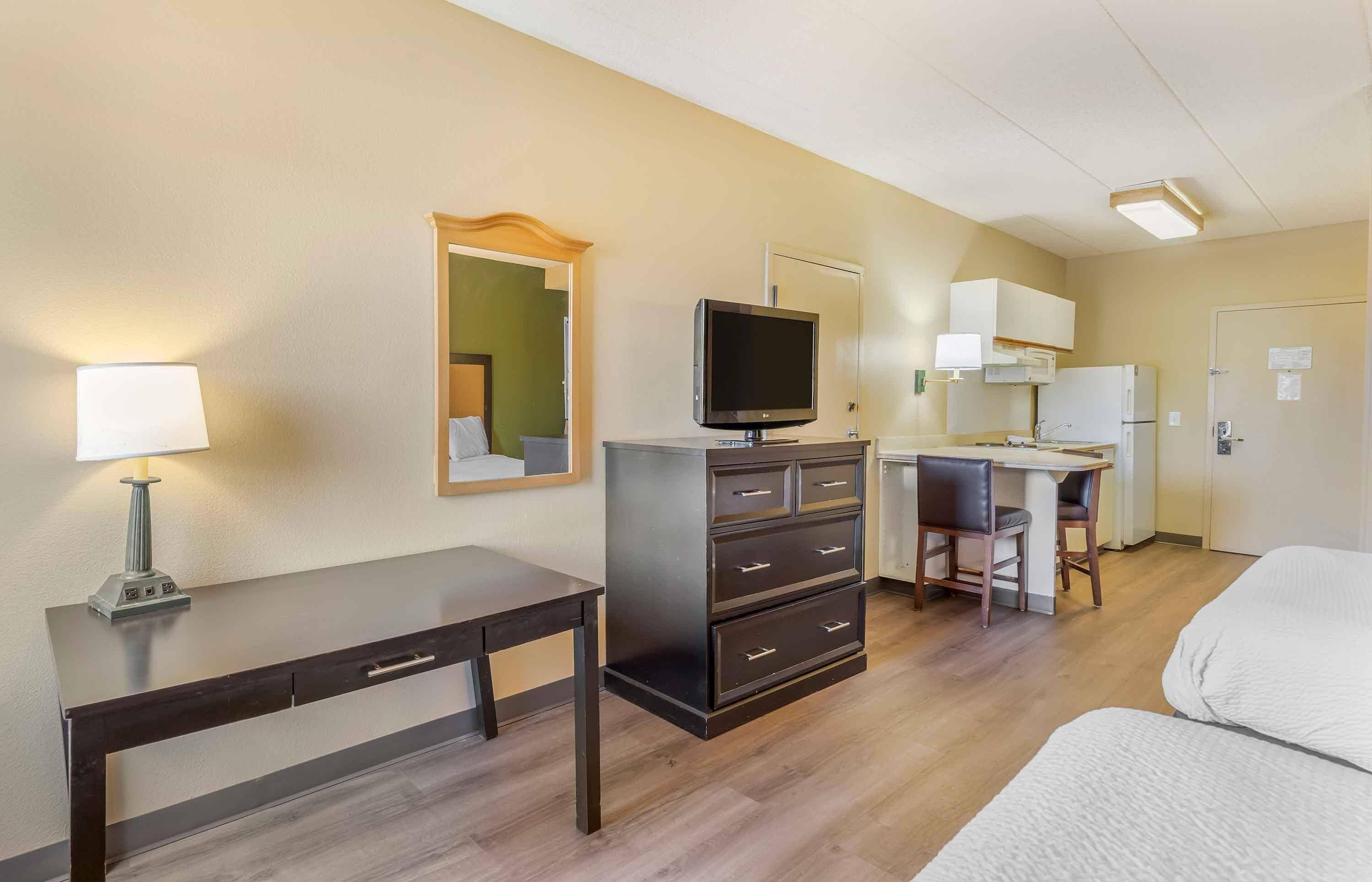 Photo - Extended Stay America Select Suites - Chicago - Lombard - Oakbrook