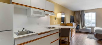 Extended Stay America Suites St Louis Westport Central