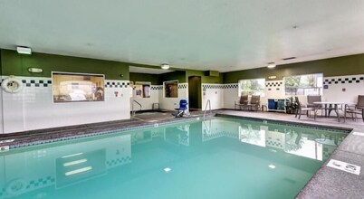 Comfort Inn and Suites Portland Airport