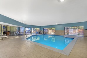 Indoor pool - Best Western Plus McDonough Inn & Suites (McDonough)