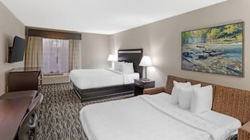 Suíte, 1 cama King, para não fumantes, geladeira e micro-ondas (with Sofabed) | 1 quarto, roupas de cama premium, camas com colchões pillow-top