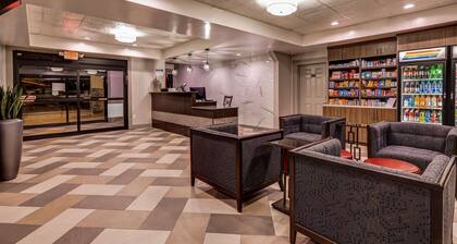 Best Western Plus Heritage Inn