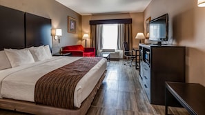 Standard Room, 1 King Bed, Accessible, Non Smoking (with Sofabed)