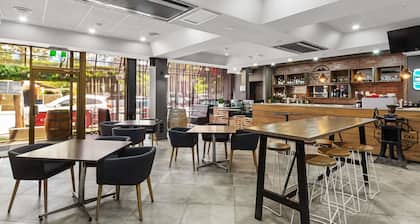 Mantra Meridien Adelaide