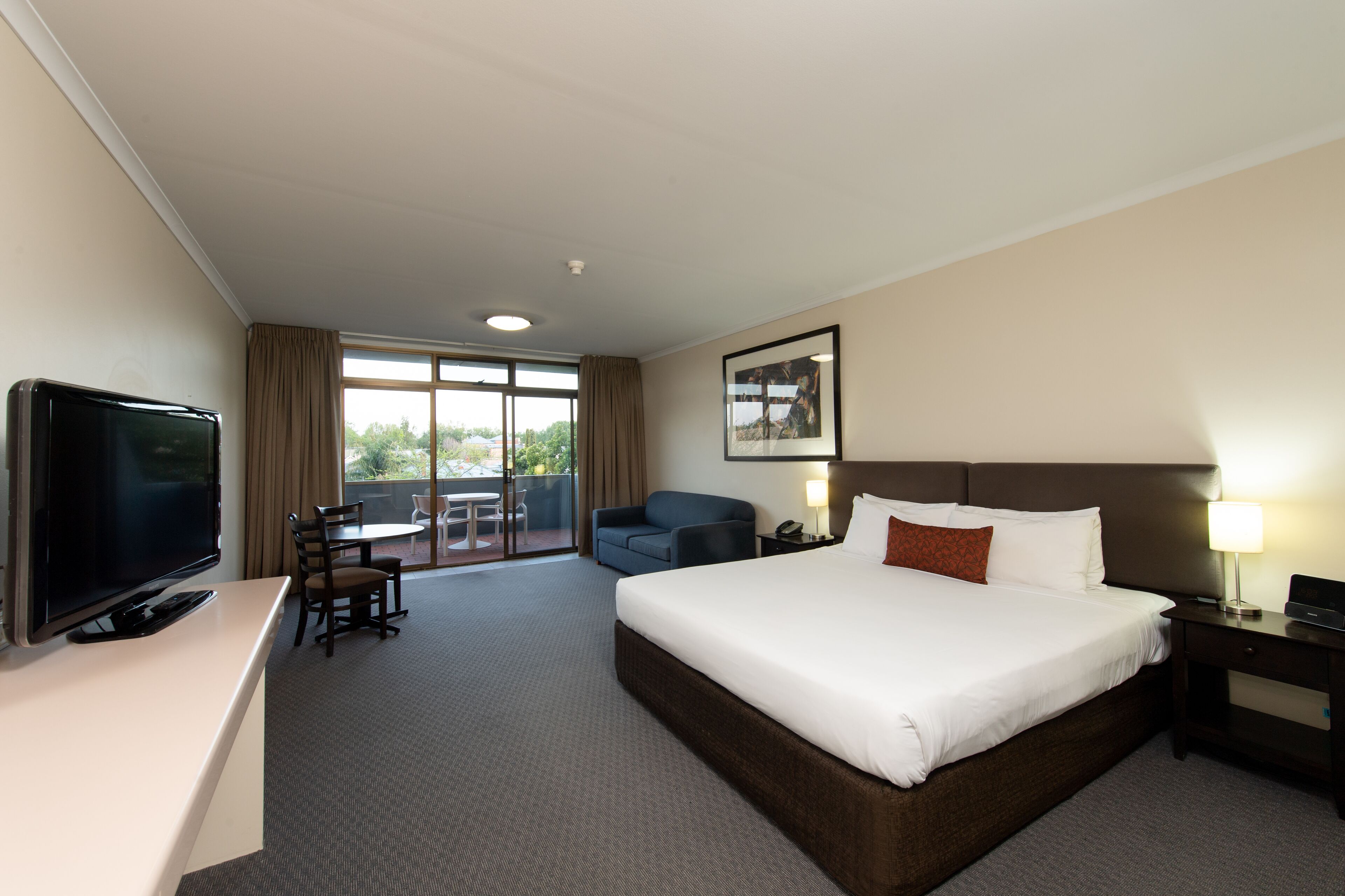 Comfort Hotel Adelaide Meridien