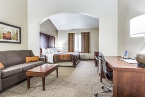 XX | Premium bedding, pillowtop beds, desk, blackout drapes - Comfort Inn & Suites Love Field - Dallas Market Center (Dallas)