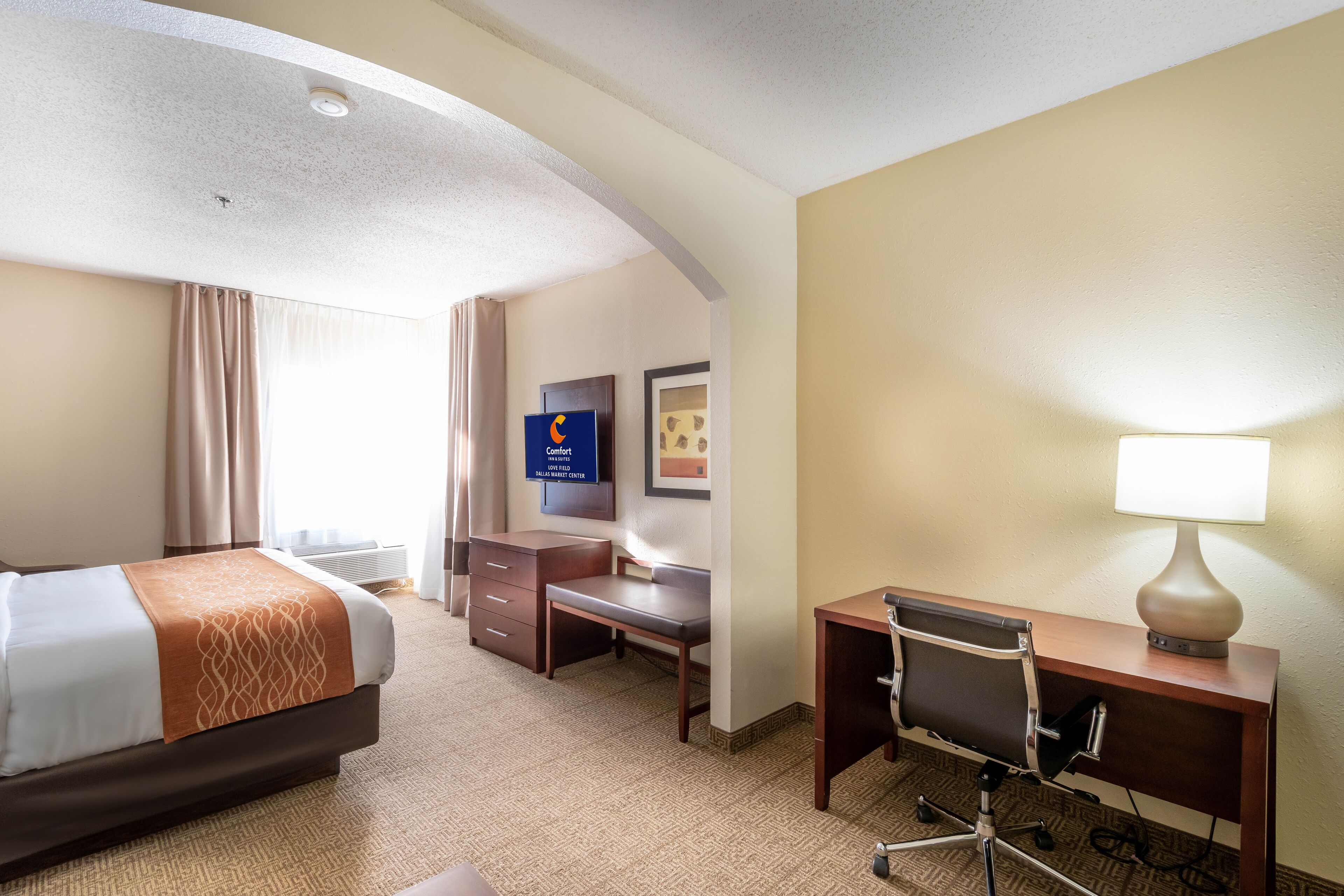 suite, 1 king bed, non smoking | premium bedding, pillow-top beds, desk, blackout curtains