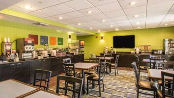 Free daily buffet breakfast