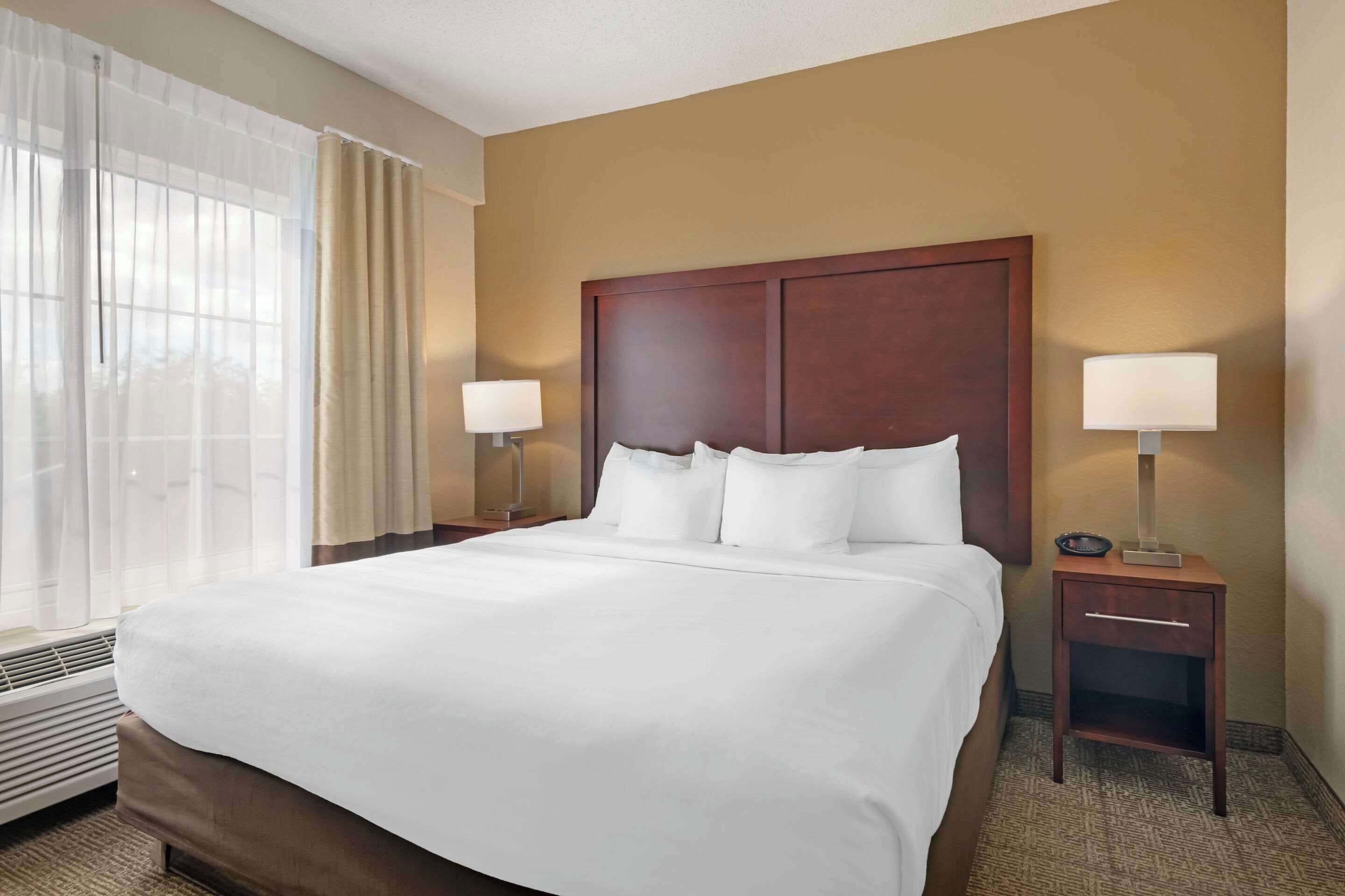 desk, blackout curtains, iron/ironing board, free wifi