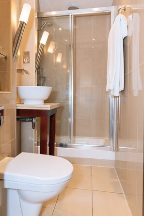 Deluxe Room | Bathroom - The Premier Notting Hill (London)
