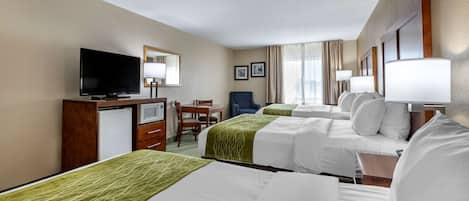 Suite, Multiple Beds, Non Smoking | Iron/ironing board, free WiFi, bed sheets