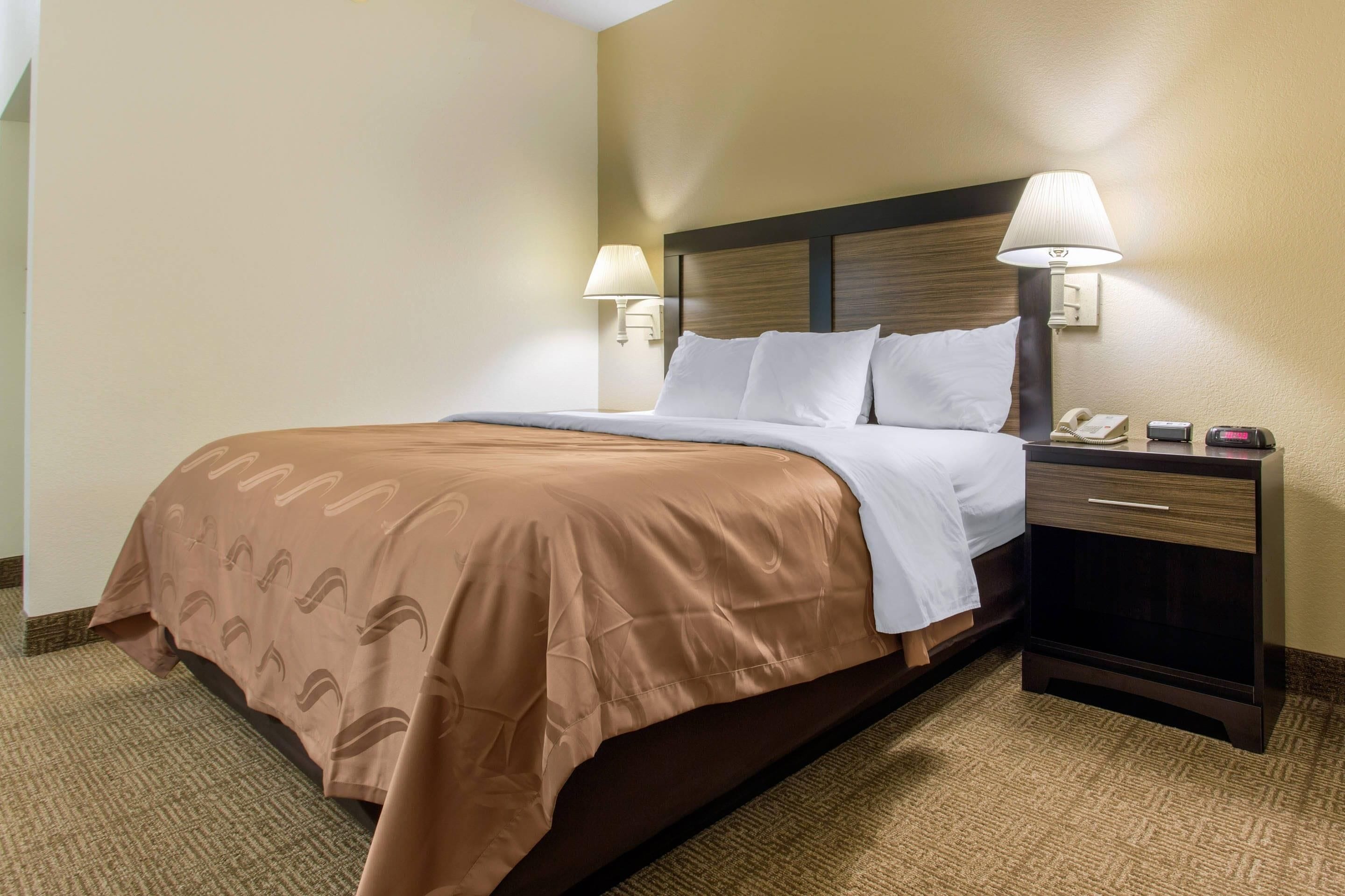 desk, laptop workspace, iron/ironing board, free wifi