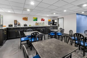 Desayuno continental incluido todos los días