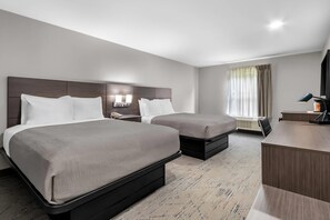 Rom – standard, 2 queensize-senger, ikke-røyk | Skrivebord, skrivebord for bærbar PC og strykejern/-brett