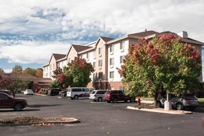 Exterior - Comfort Suites Salt Lake City Airport (Salt Lake City)