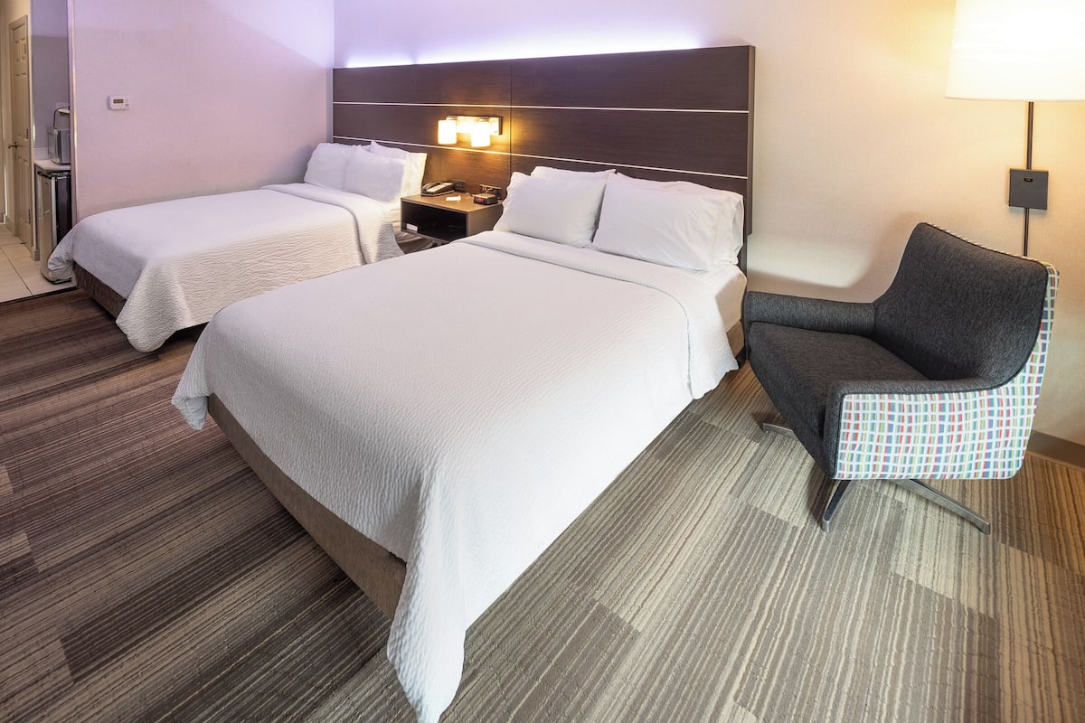 Standard Room, 2 Queen Beds, Accessible (Communications) | Premium bedding, in-room safe, desk, laptop workspace