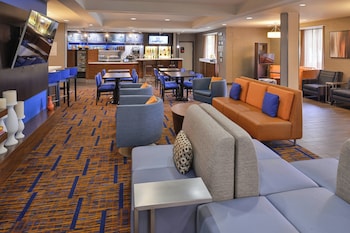 Courtyard Suwanee by Marriott