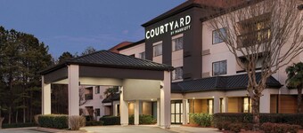 Courtyard Suwanee by Marriott