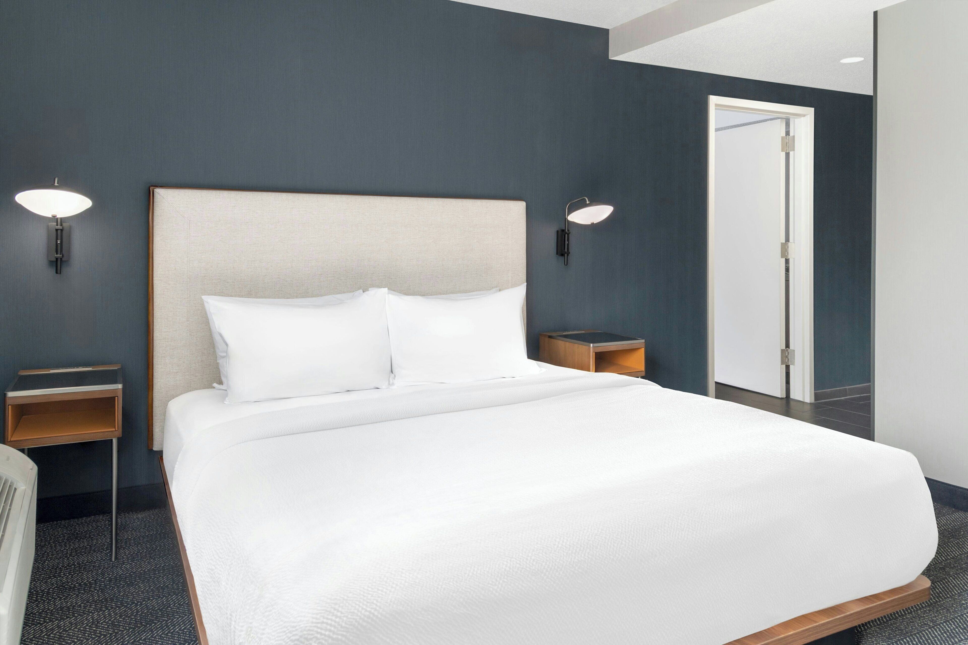 suite, 1 bedroom, balcony | pillow-top beds, desk, blackout curtains, iron/ironing board