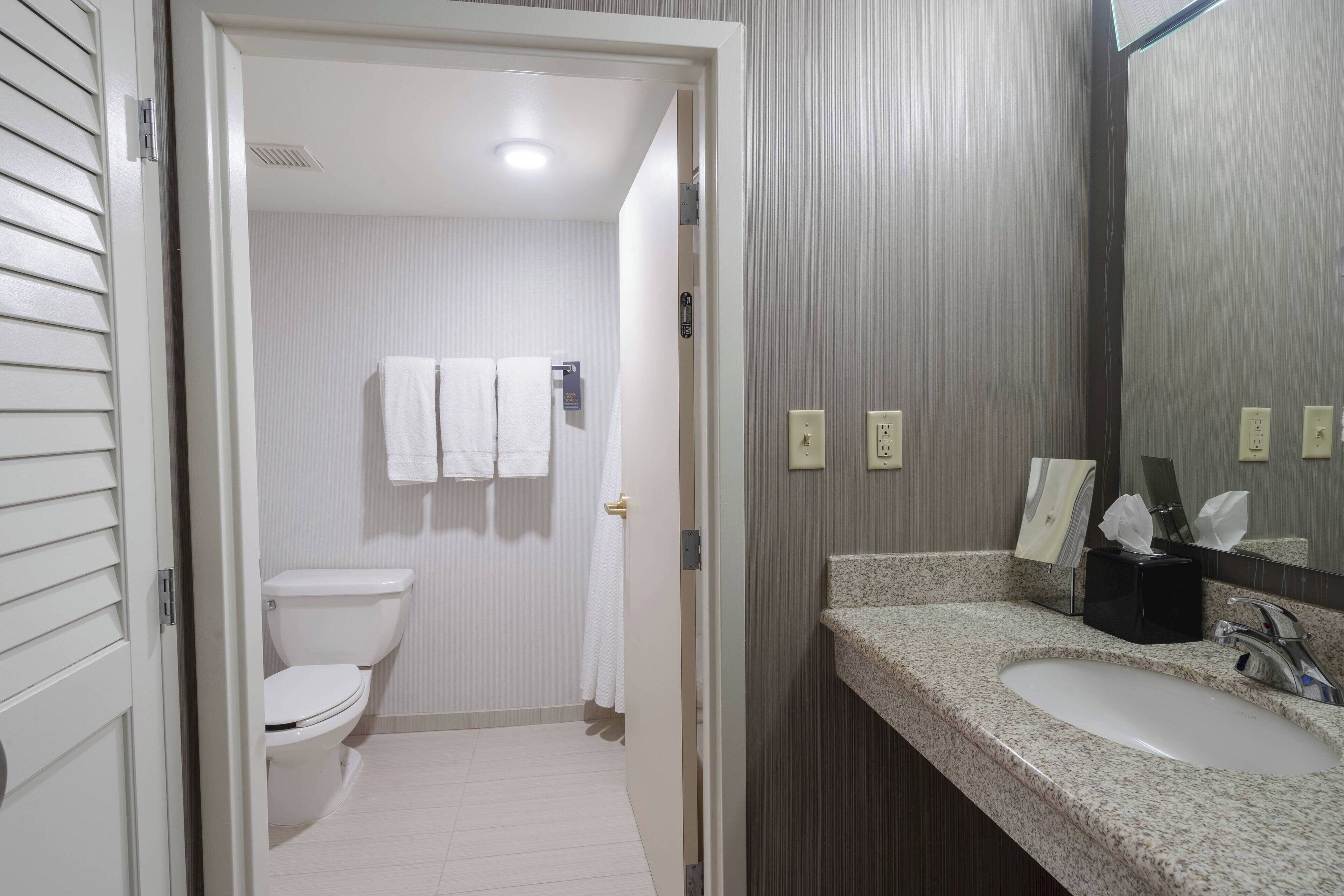 room, 2 queen beds, non smoking (mobility accessible, tub) | bathroom | combined shower/bathtub, free toiletries, hair dryer, towels