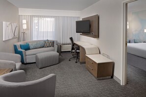 Suite, 1 King Bed with Sofa bed | Premium bedding, pillowtop beds, in-room safe, individually furnished